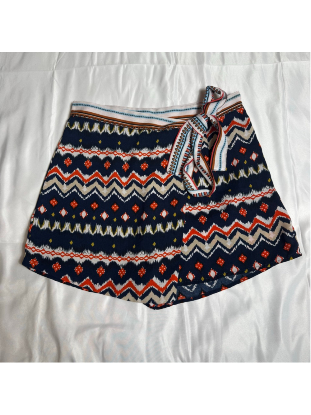 Women's lr Navy Orange Patterned Skorts M